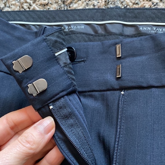 ANN Taylor lightly textured navy trousers wool mix - Picture 6 of 7